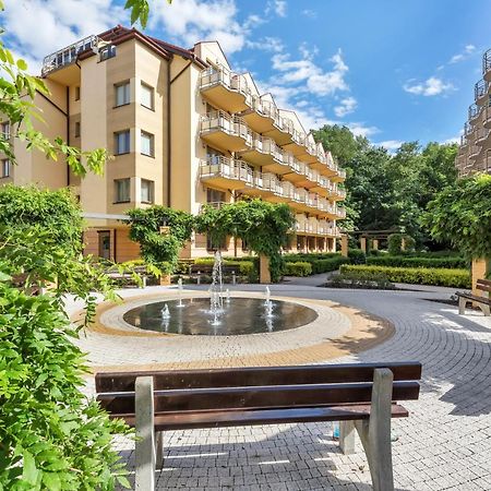 Zdrojowa Apartments By Noclegi Renters Свиноуйсьце Экстерьер фото